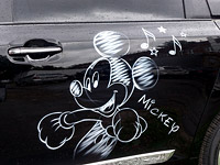 Аэрография на автомобиле «Mickey & Minnie»