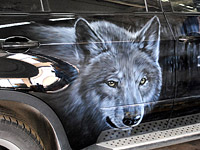 Аэрография на автомобиле «Волки»